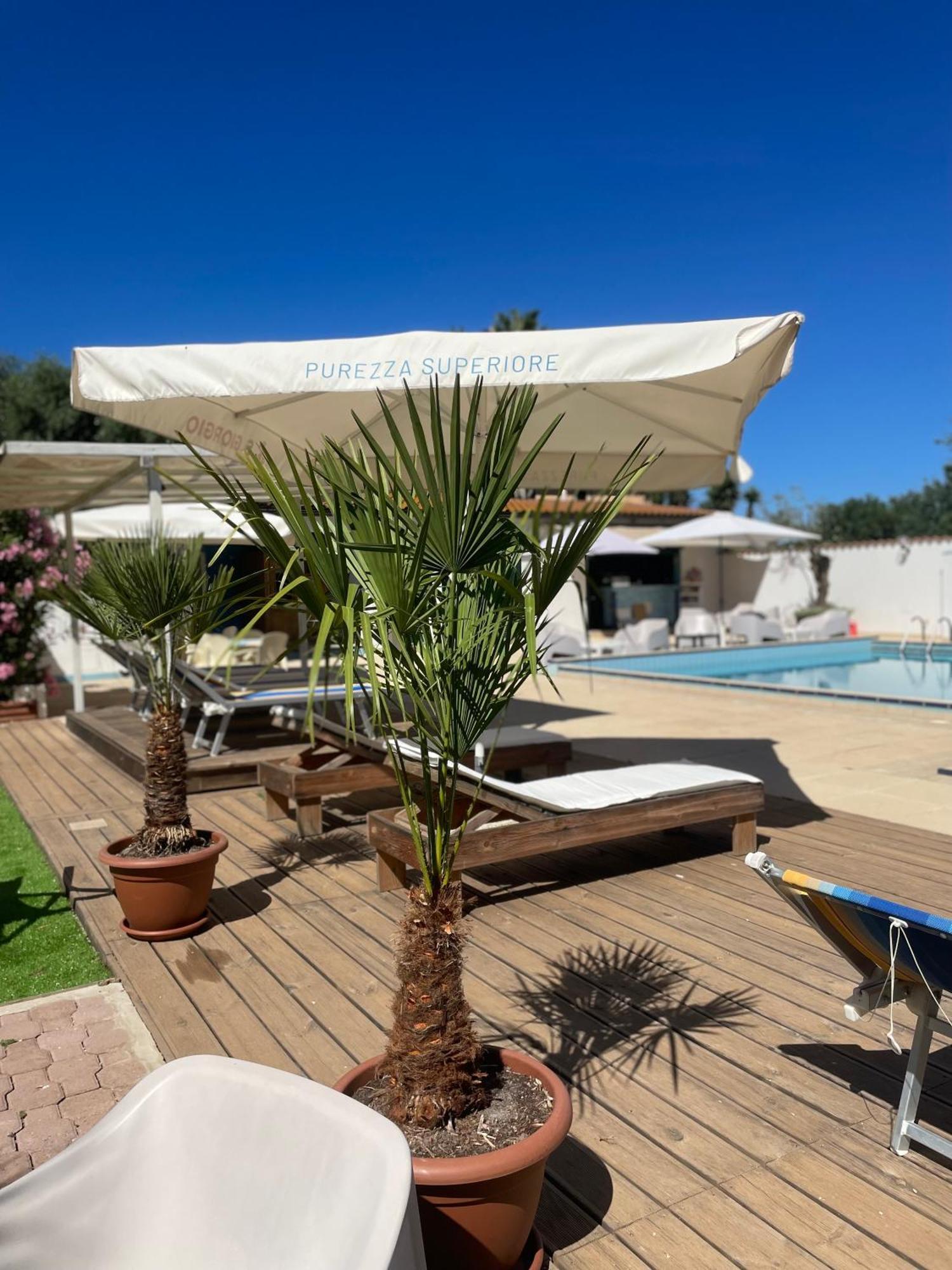Le Palme Holidays Palmadula ภายนอก รูปภาพ